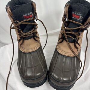 Thom Mc’an Women’s size 6 boots, or possibly a unisex tween boot